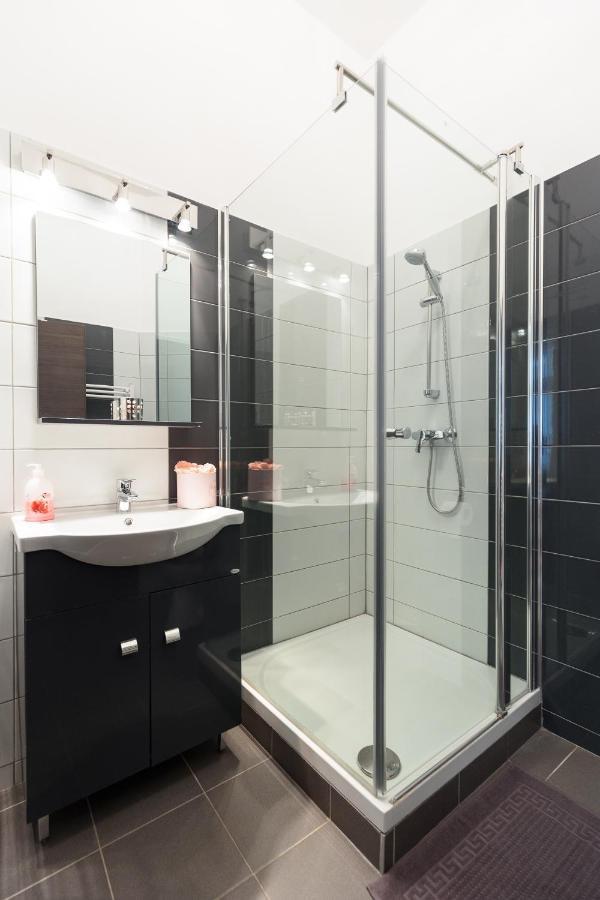 Wiky'S Apartman With 3Bathrooms Budapest Eksteriør bilde
