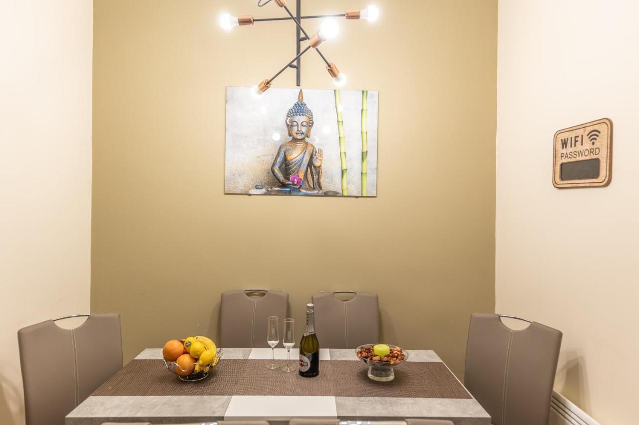 Wiky'S Apartman With 3Bathrooms Budapest Eksteriør bilde
